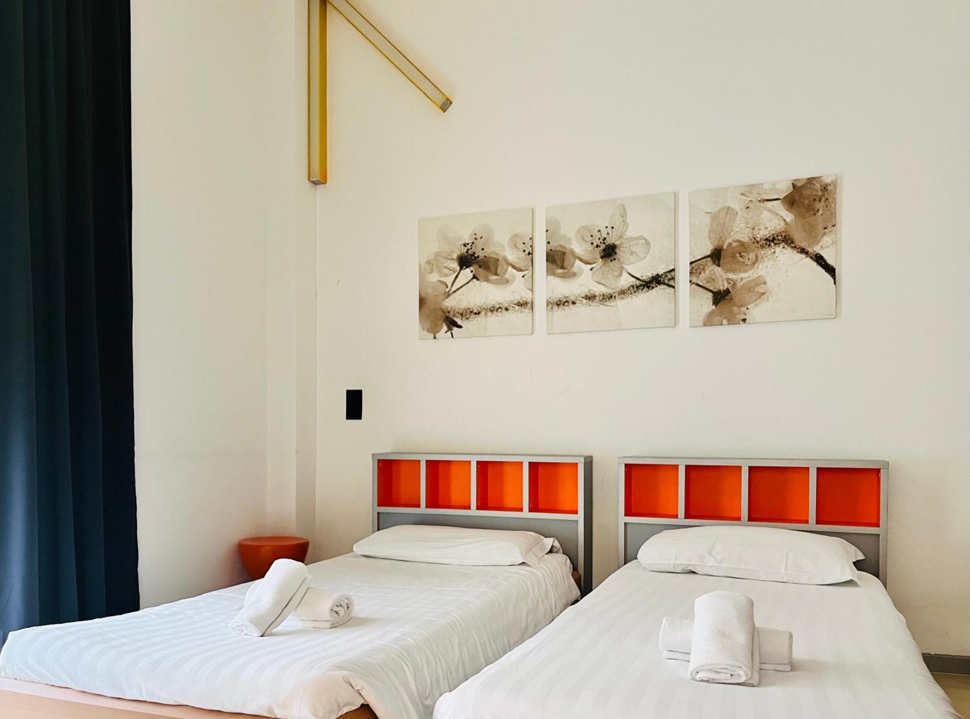 Guesthouse University By Lr - Self Check In Lugano Ngoại thất bức ảnh