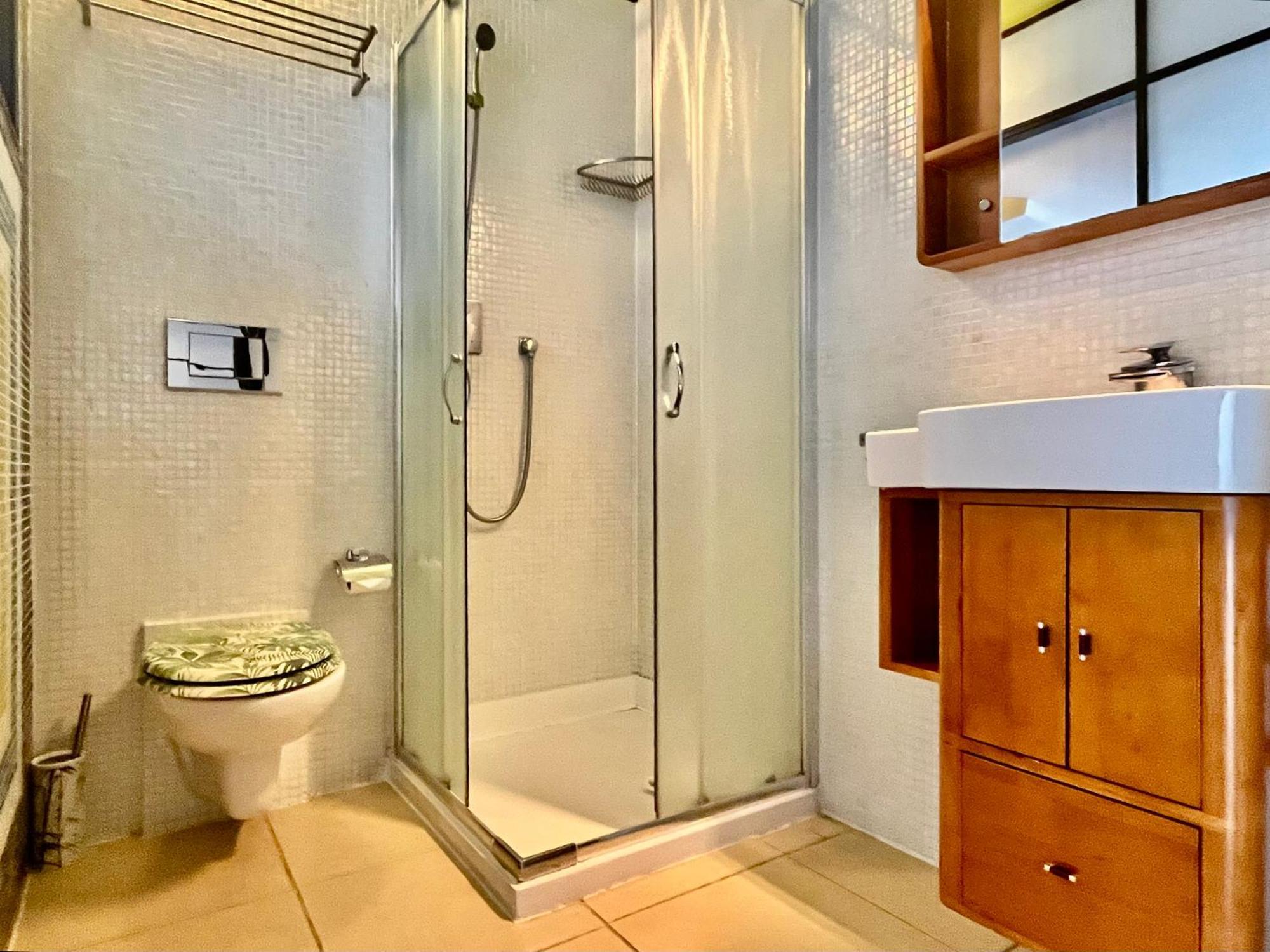 Guesthouse University By Lr - Self Check In Lugano Ngoại thất bức ảnh