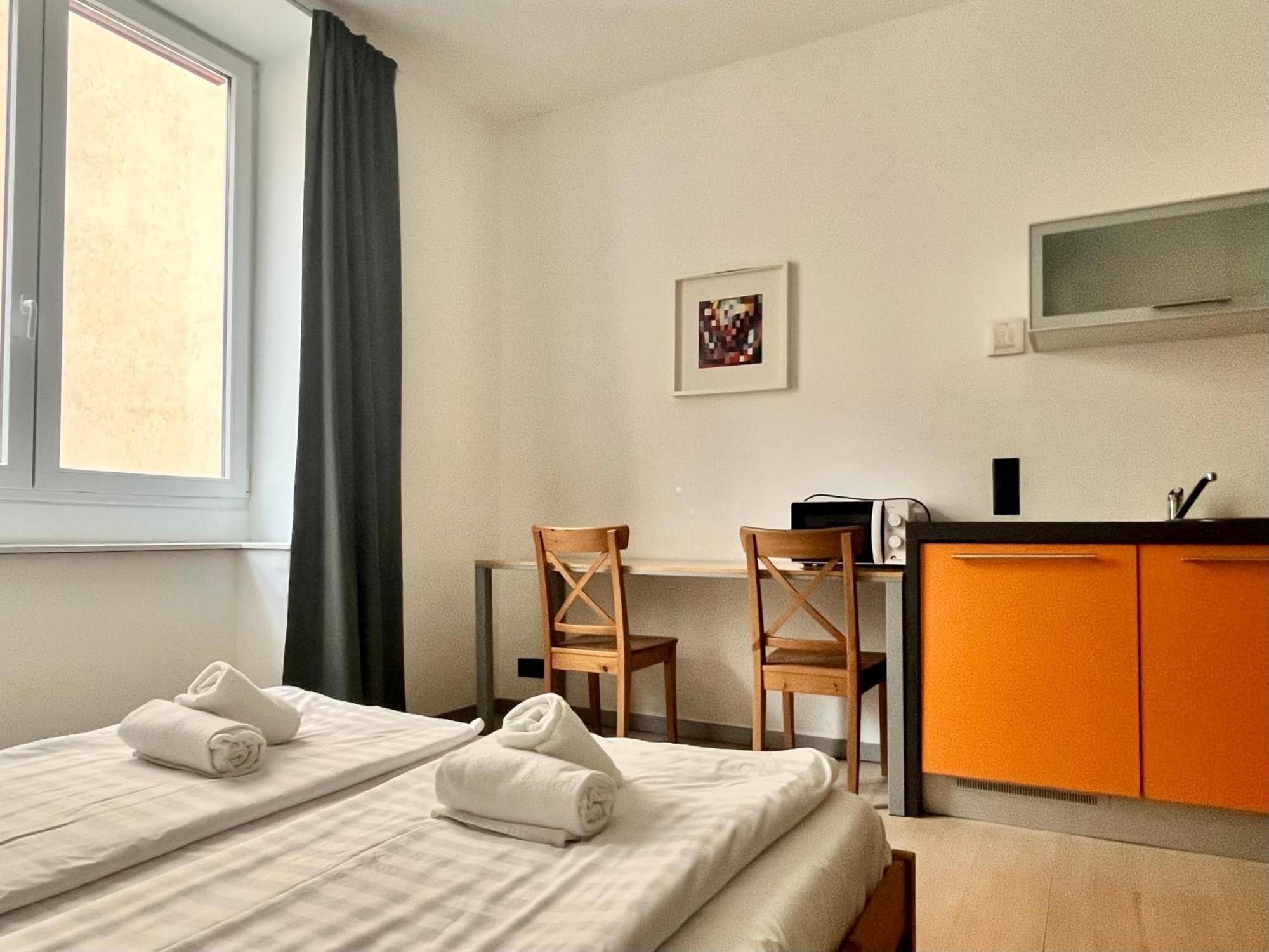 Guesthouse University By Lr - Self Check In Lugano Ngoại thất bức ảnh