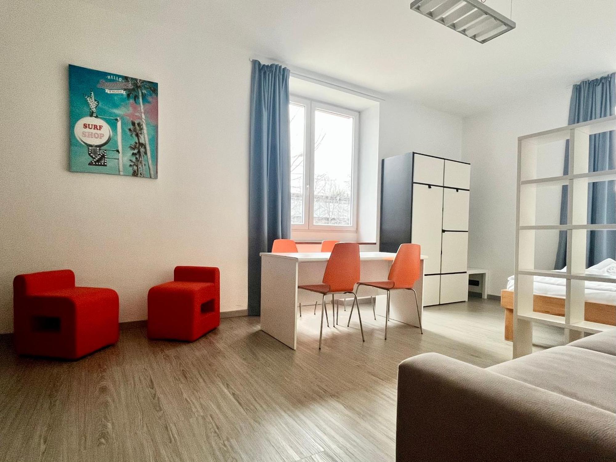 Guesthouse University By Lr - Self Check In Lugano Ngoại thất bức ảnh